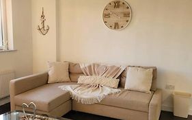 Astral 1 Bedroom Flat In London As36